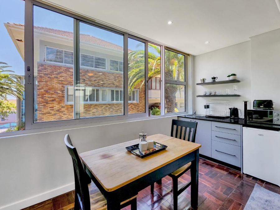 To Let 3 Bedroom Property for Rent in Three Anchor Bay Western Cape